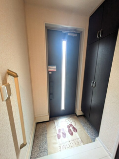 ★手すり付きで安心★