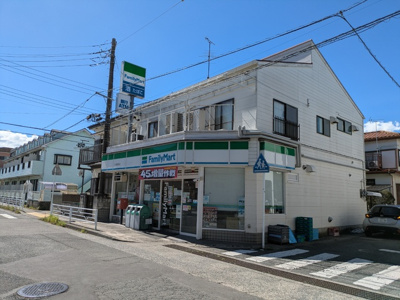 ファミリーマート小田原蛍田店まで160ｍ