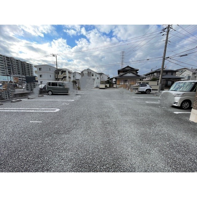 ヴィブレ　クレールⅡの駐車場