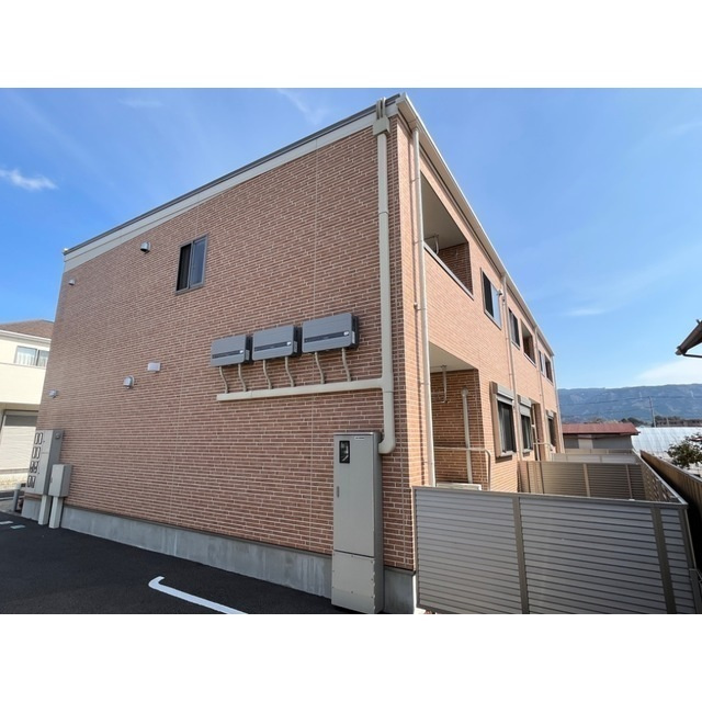 レーベンの駐車場