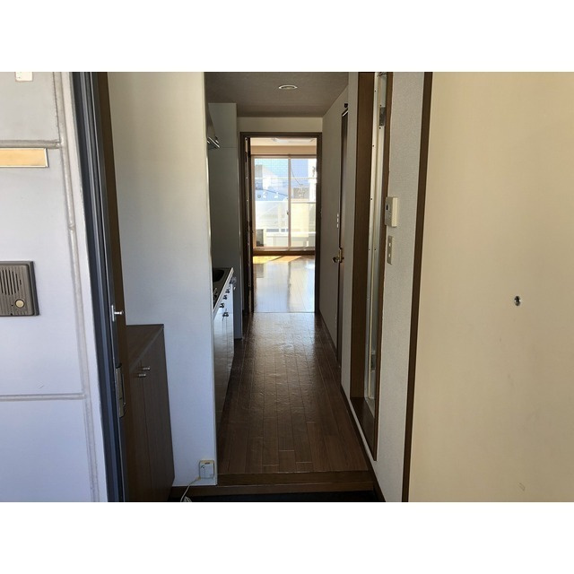京屋ビルの玄関