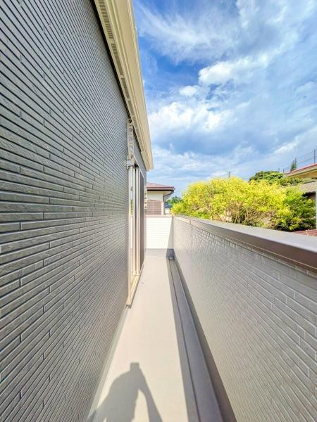 横浜市栄区桂台南２丁目の新築一戸建のバルコニー|陽当り良好のバルコニー！
風通しもよく気持ちいいです