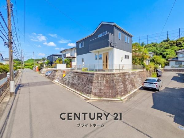 横浜市栄区桂台南２丁目の新築一戸建の前面道路含む現地写真|陽当りの良さ、住環境を現地にてご確認下さい！
周辺環境も合わせてご案内させていただきます！