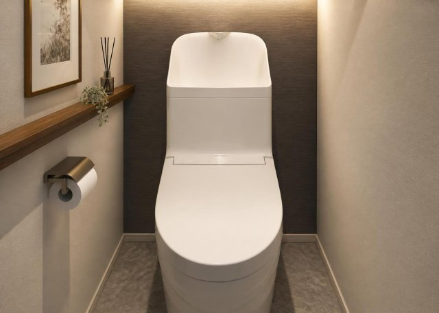 【トイレ】 | 清潔感のあるトイレは1階と2階の合計2ヶ所に設置されています。どちらも温水洗浄便座を完備しており、忙しい朝の時間帯もご家族でスムーズに使えます。お手入れがしやすい衛生的な最新設備を採用しています。