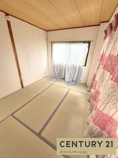 シティハイツ市岡の和室