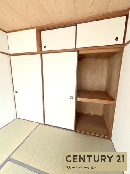 シティハイツ市岡の収納