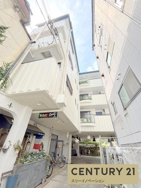 サンハイツ市岡の外観