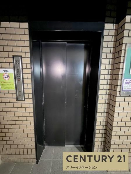 ハーバーウィンズ天保山のエントランス|★エレベーター完備★