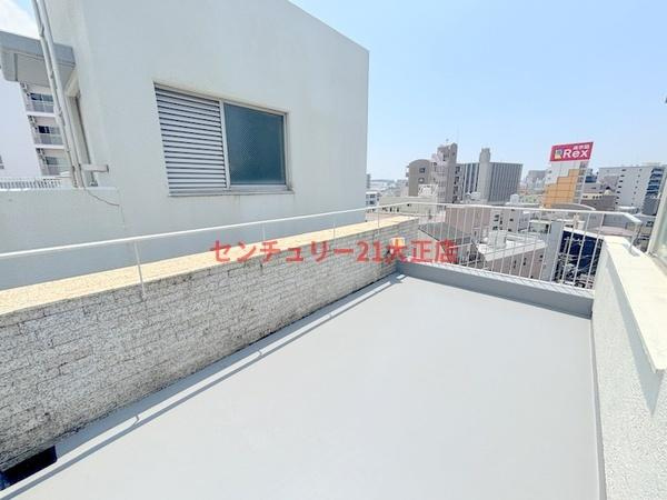 カーサアトレのバルコニー