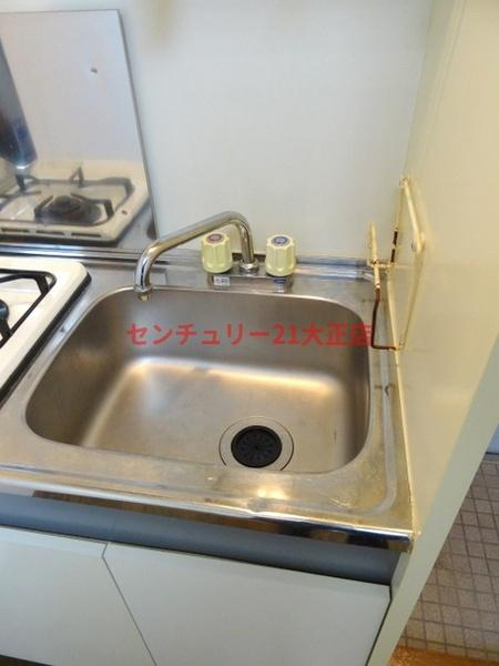 ラプティメゾン大正のキッチン
