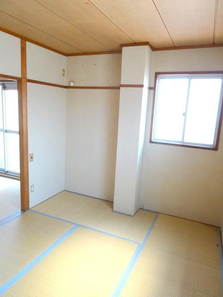 シレーヌ大正の和室|★窓がたくさん有ります★