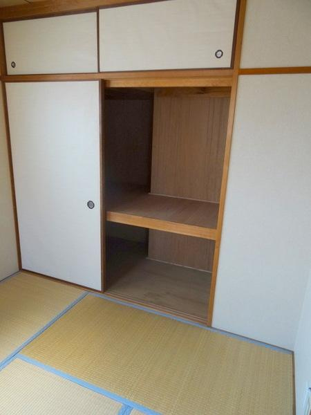 シレーヌ大正の収納|★大型押入れ★