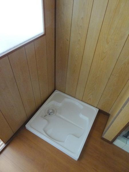 南恩加島２丁目貸家の洗面所|★室内洗濯置場★