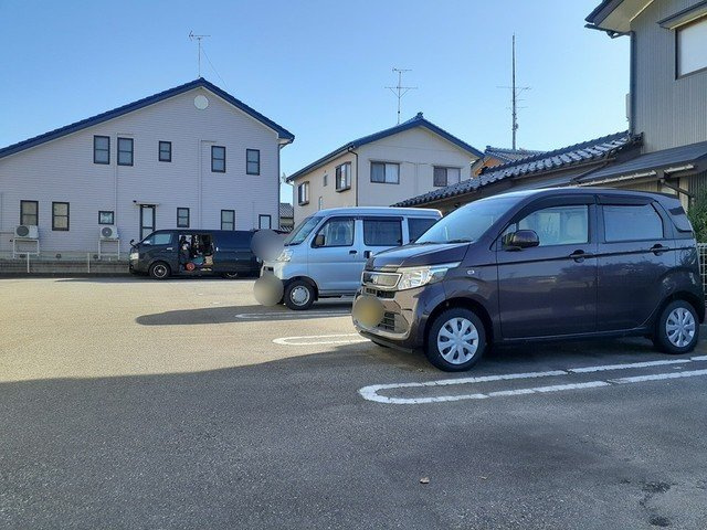 シーサイド・ヴィラⅠの駐車場|駐車場完備です