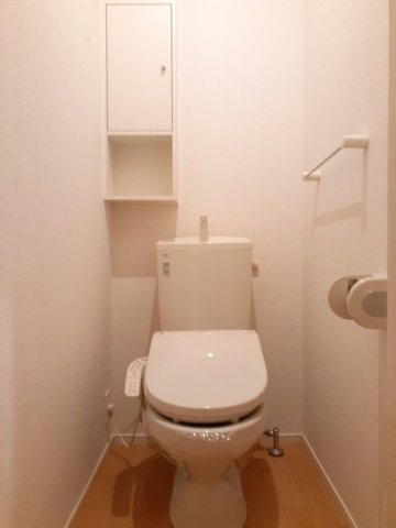 フェリーチェ向新庄のトイレ|コンパクトで使いやすいトイレです