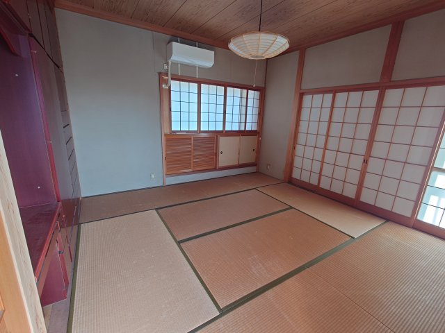 水橋辻ヶ堂貸家の和室|明るい和室です