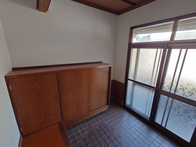 水橋辻ヶ堂貸家の玄関