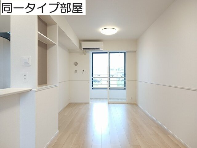 オリザ　Ａの居間・リビング|こちらの居間で趣味の時間をお楽しみください