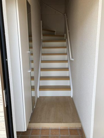 フォレストーリー　Ⅰの玄関