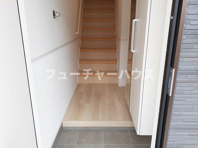 シャルールメゾンＢの玄関|シンプルで使いやすい玄関です