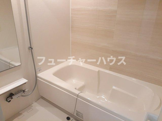 カーサ　ルネッタの浴室|日々の疲れを癒すお風呂付です