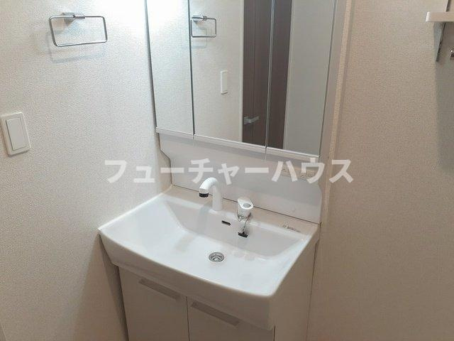 カーサ　ルネッタの洗面所|忙しい朝には欠かせない洗面所です