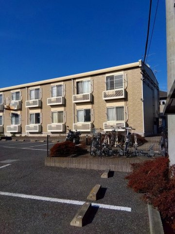 レオパレスオークヒルズＣの外観