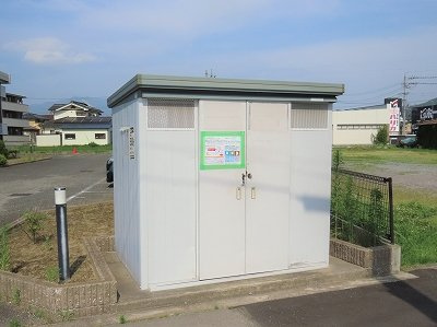レオパレスうえだはらのその他|敷地内にゴミ庫が設置されておりゴミ捨てに便利です