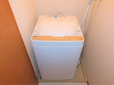 レオパレスうえだはらのその他|洗濯機も付いています