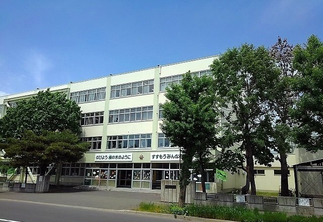クレストール弐番館の周辺|栄東小学校まで400m