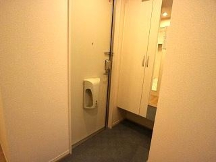 Harmonycourtの玄関