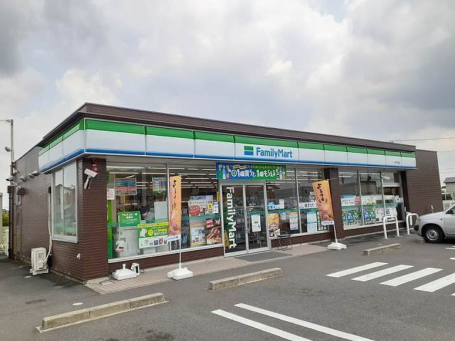 ドゥーメゾン　ＮⅢの周辺|ファミリーマート　千秋店まで500m