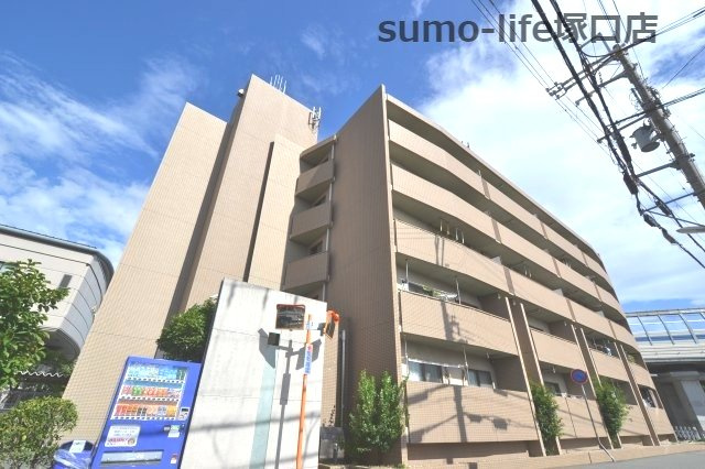 グランディール園田の外観
