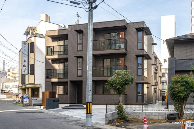 MORI石堂の外観