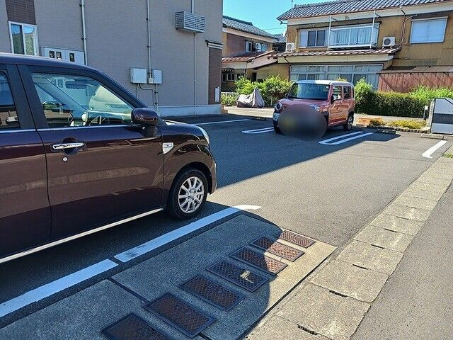 サニーサウスの駐車場