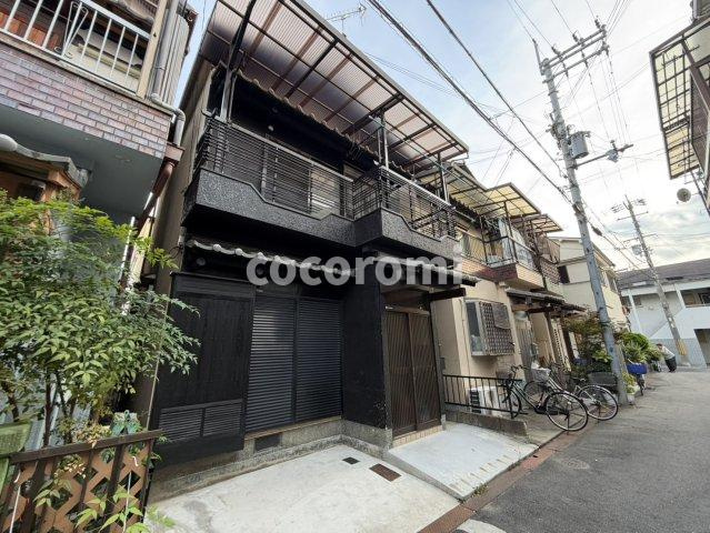 萱島東戸建のエントランス
