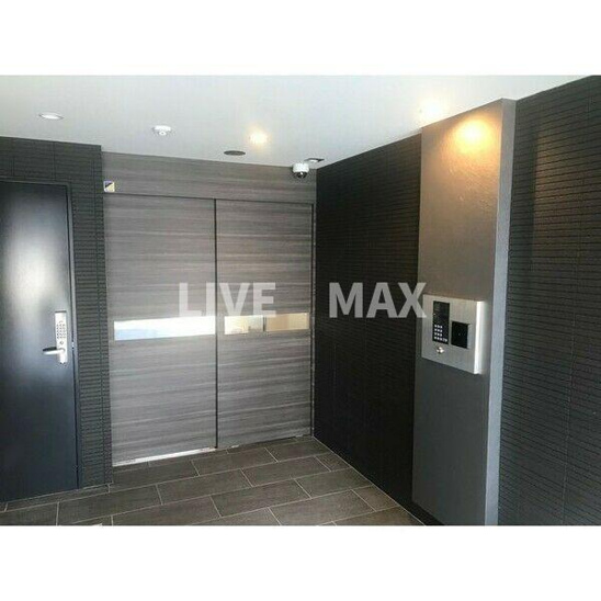 【ロビー】イルリッシュ西中島 