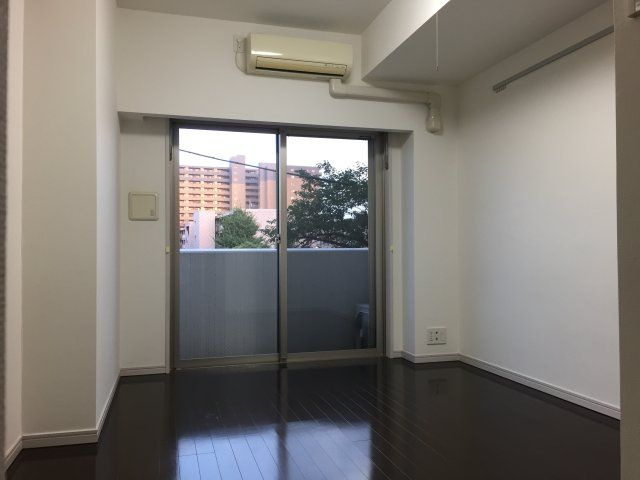 ドルチェ東京押上ツインズ壱番館の居間・リビング