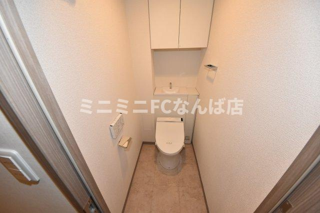 プレサンスロジェ堺筋本町のトイレ