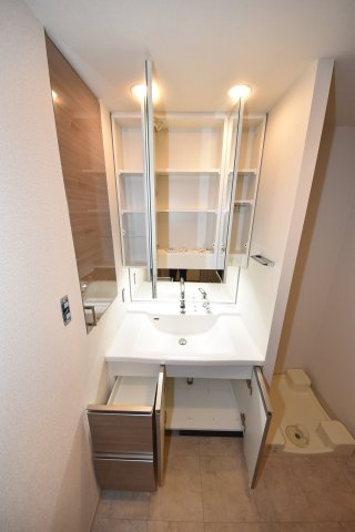 プレサンスロジェ堺筋本町