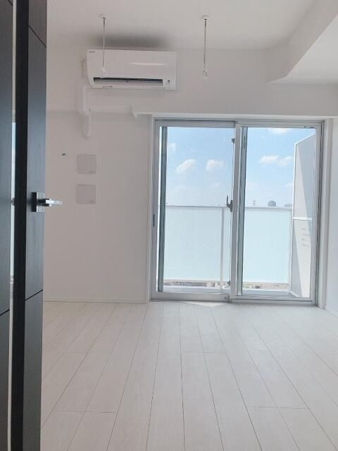 リヴシティ向島参番館の居間・リビング