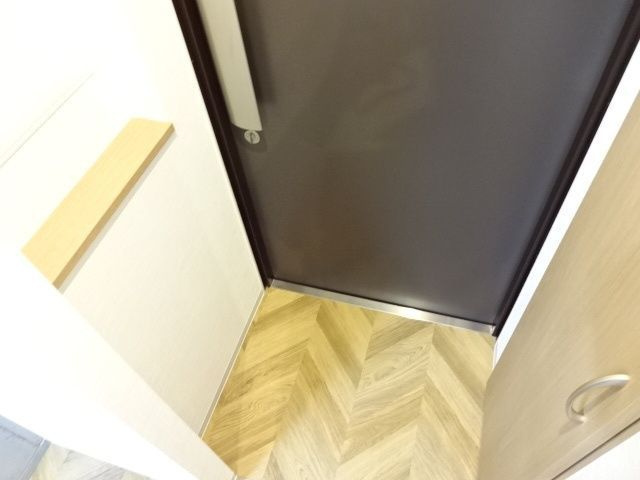 コンポジット亀戸ウエストの玄関