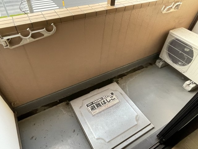 石塚マンションのバルコニー