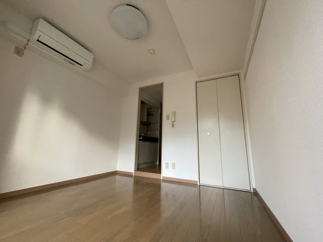 石塚マンションの居間・リビング