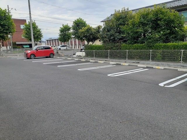 ピース・糺　Ⅰの駐車場