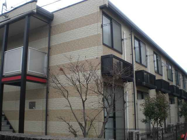 レオパレスあづまの外観|きれいな外観です