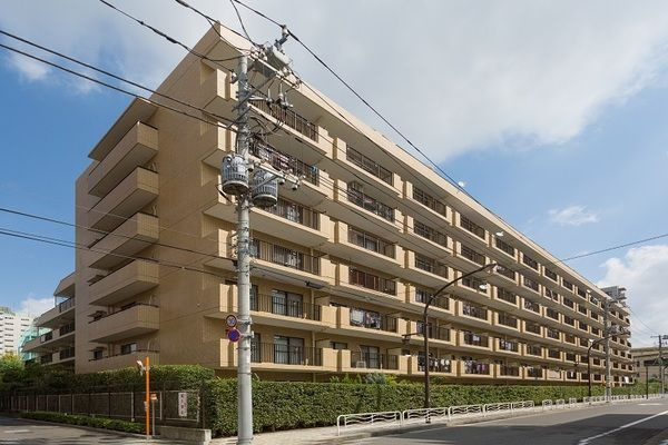 ジュネスの外観