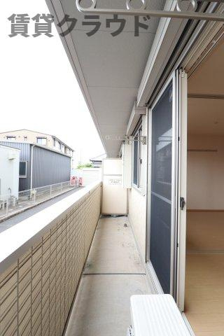 グロリアスのバルコニー|陽当たり良好なバルコニーです