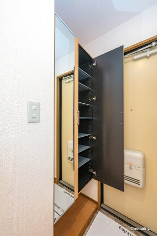 メゾン・ド・Mの玄関