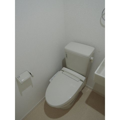 Casa Colina峰沢町のトイレ
